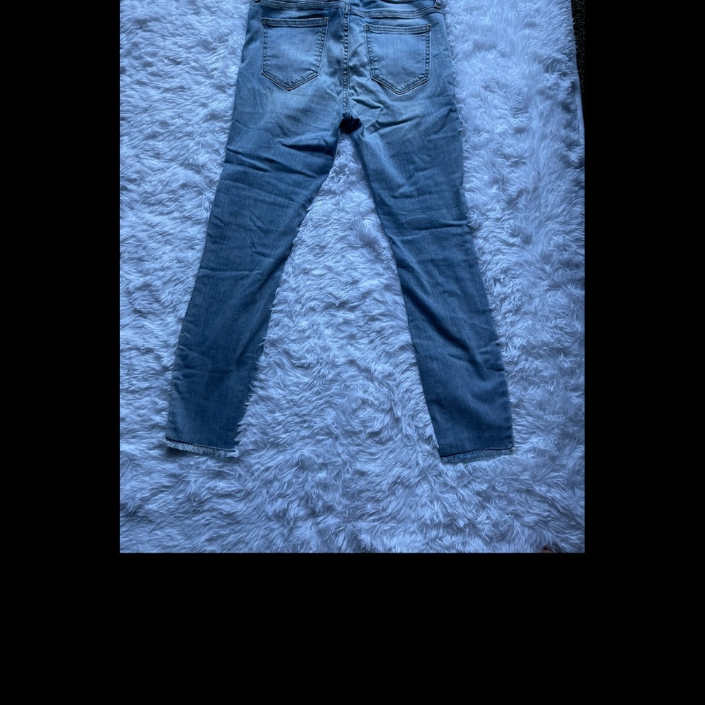 Fashion Nova Adult Size 9 light Blue Jeans